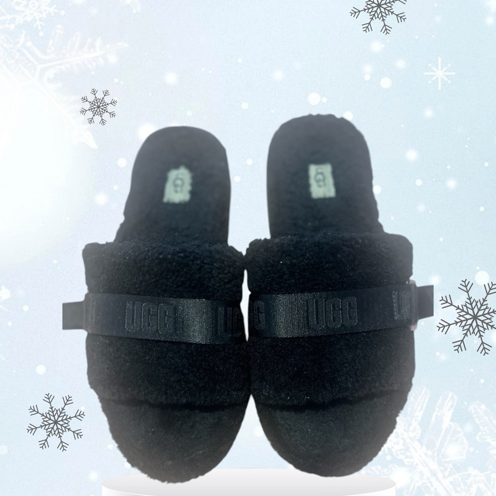 UGG Black Fluffy Slippers Women’s 10 PW Super Comfy🤗🎄
